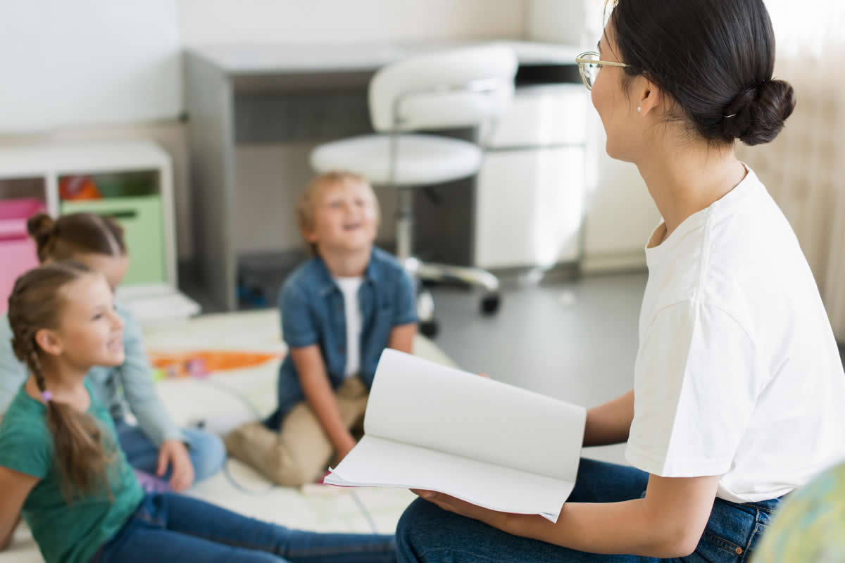 5 Reasons to Get Your Child a tutor