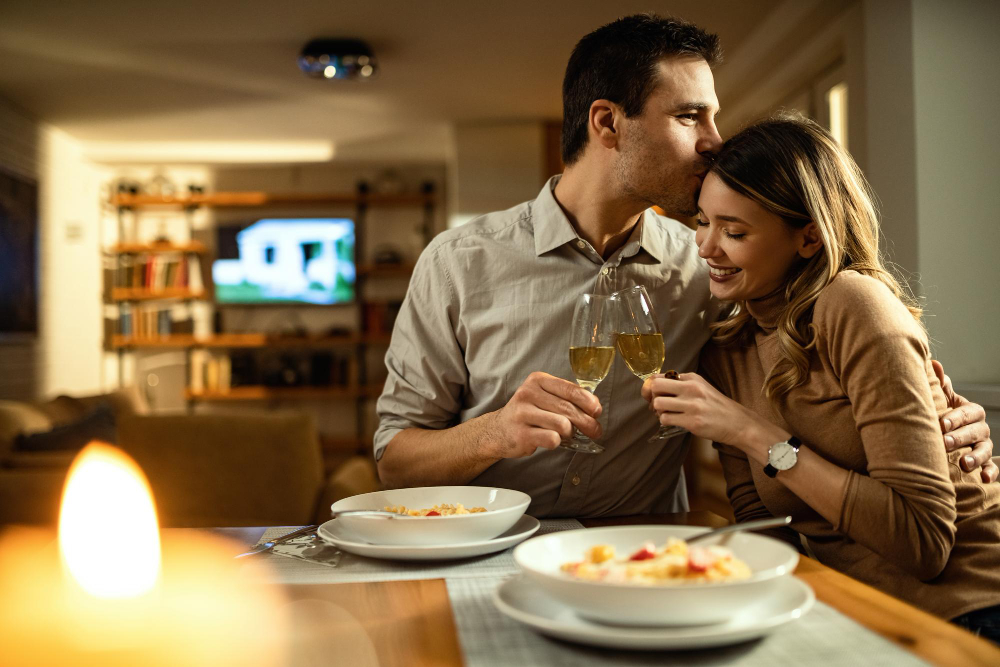 5 Romantic Apartment Date Night Ideas for Couples