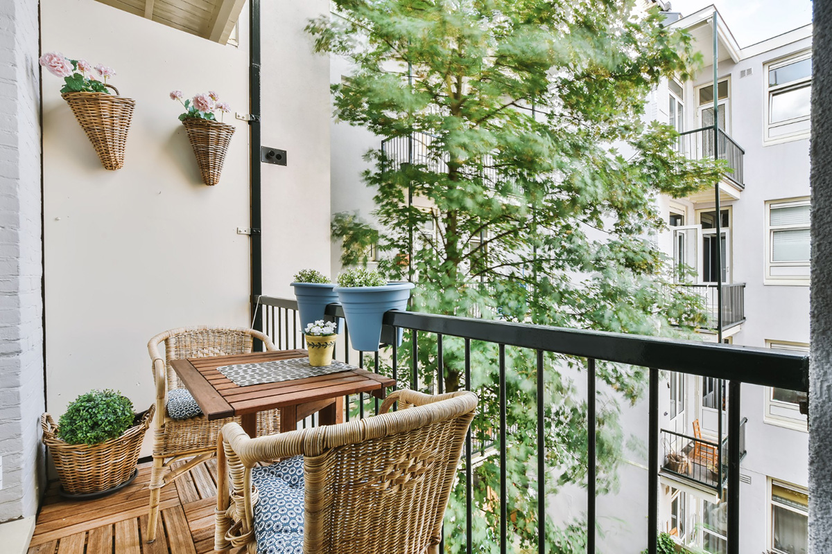 Balcony Design Essentials: Maximizing Your Small Outdoor Space