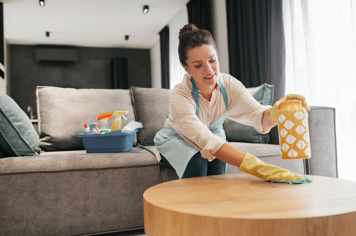 Make Your Apartment Sparkle with These Top Cleaning Tips