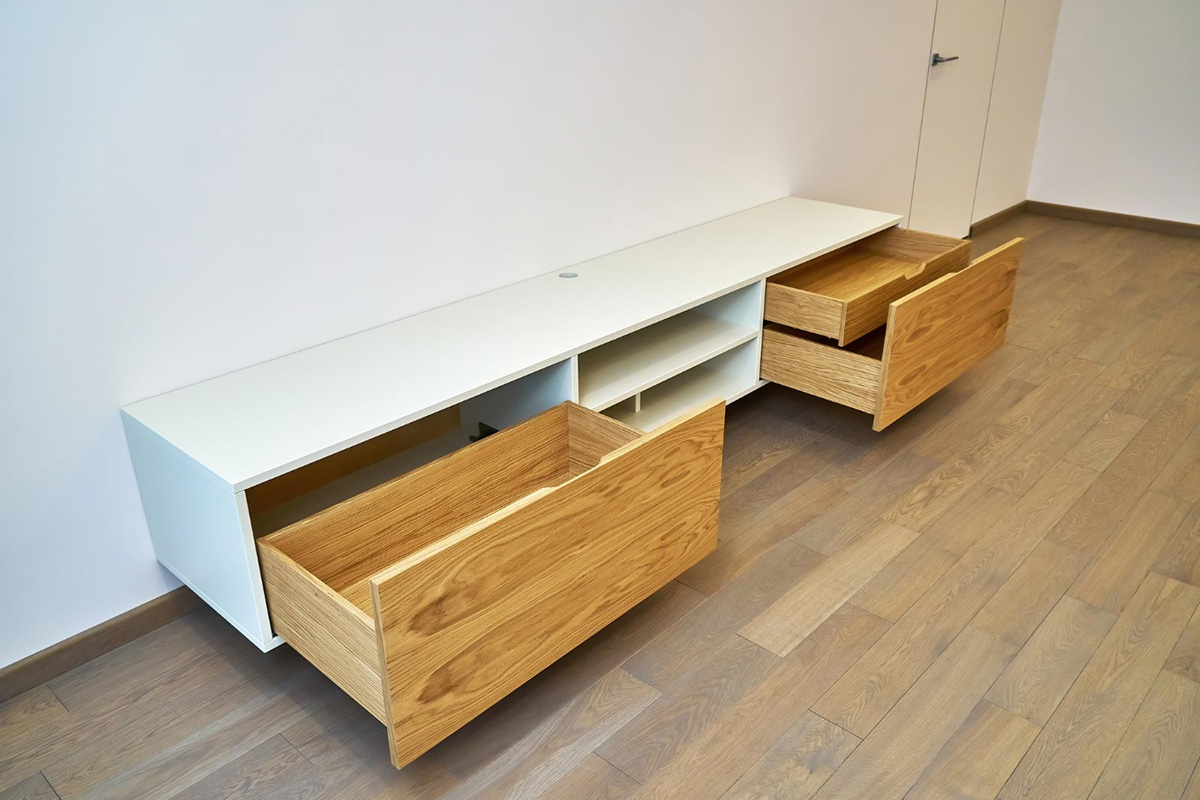 The Benefits of Furniture with Storage in a Small Apartment