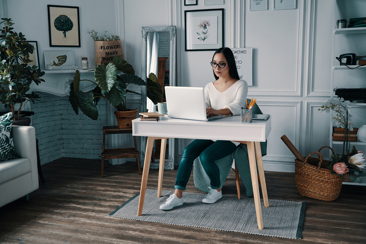 A Comprehensive Guide to Working Efficiently in Your Apartment