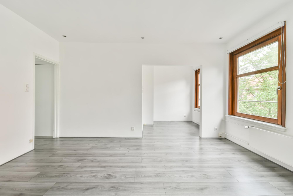 Top Floor vs. Bottom Floor: Which is Better for Your Apartment?