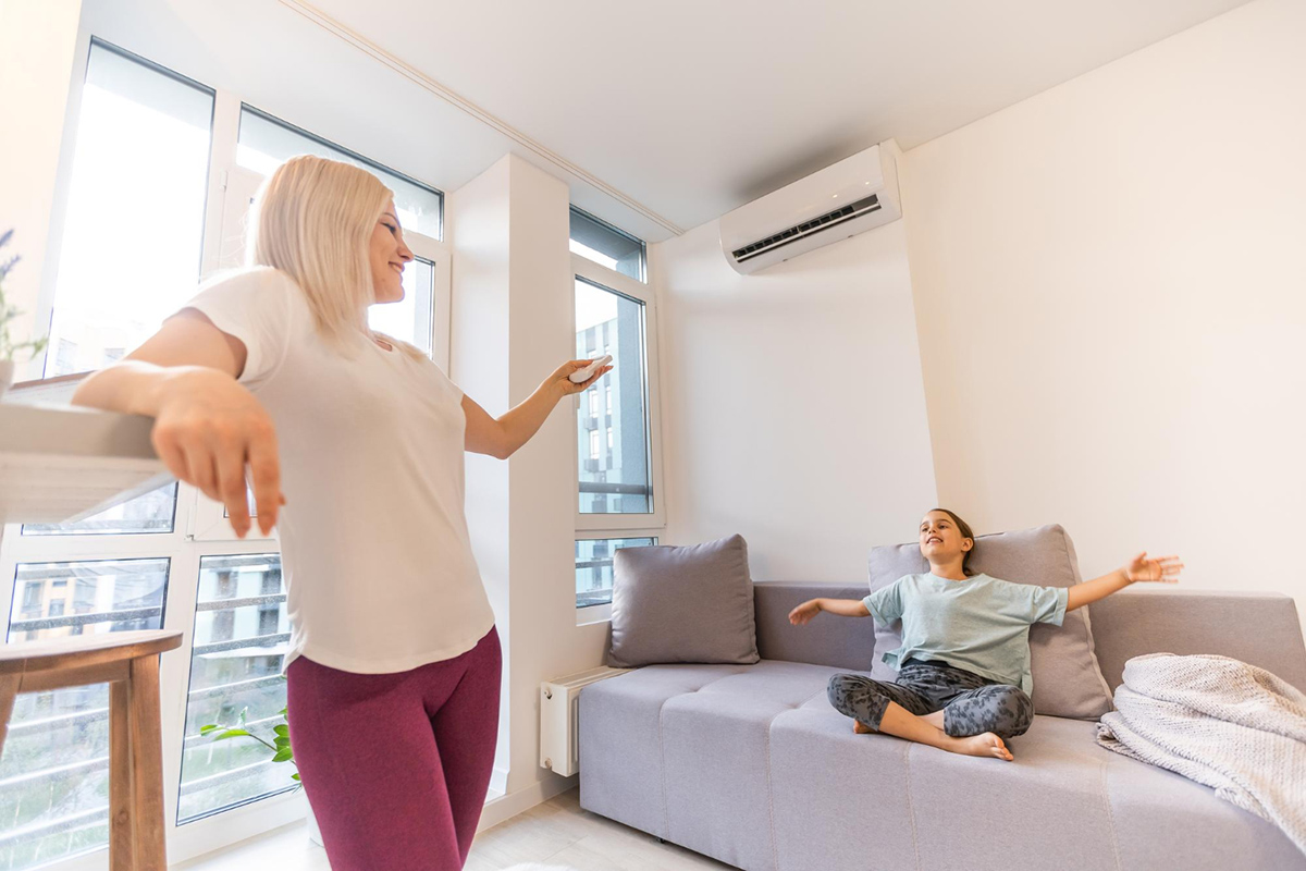 Pros and Cons of Centralized Air Con for Your Apartment